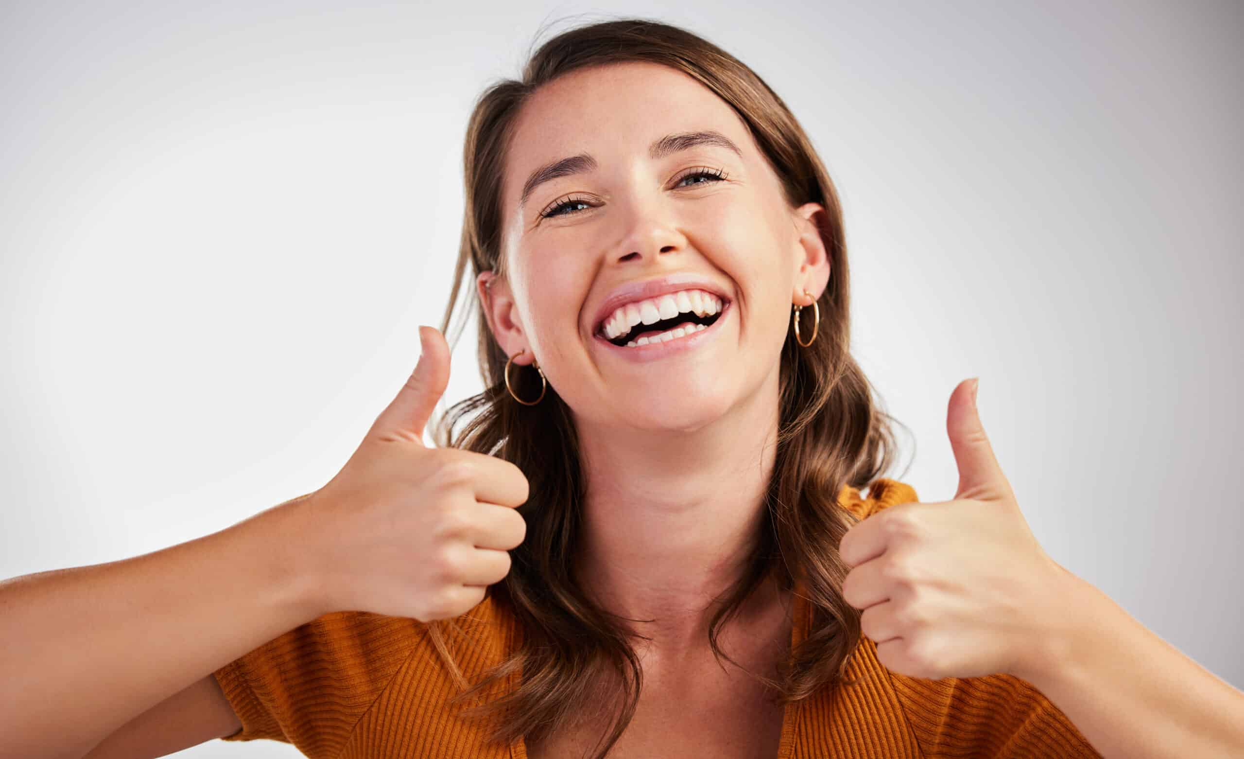How Can You Deep Clean Your Teeth Naturally?