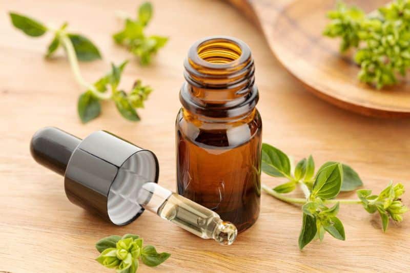 What Are the Key Oral Health Benefits of Coconut Oil?