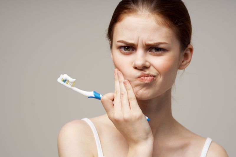 Common Brushing Mistakes That Can Harm Your Teeth